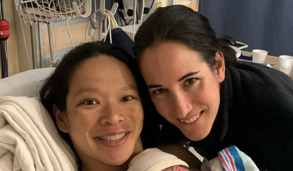 Caroline Ouellette & Julie Chu