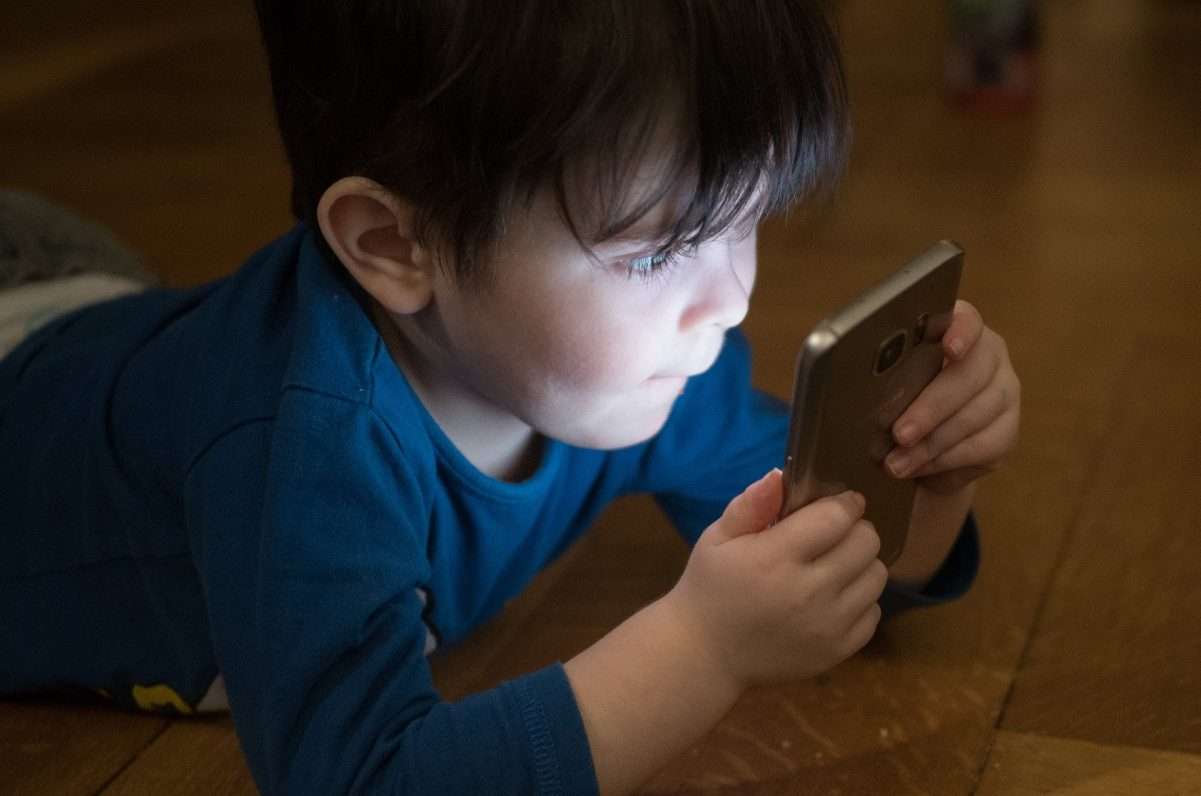 Managing Smartphone Use in Children