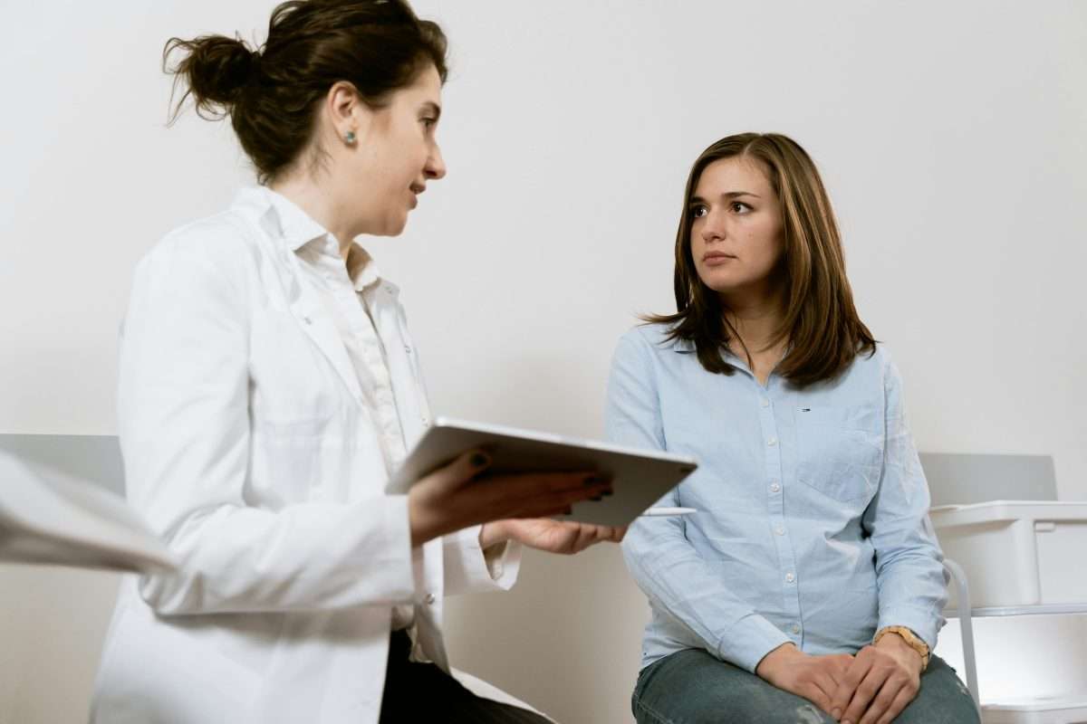 woman with female doctor at check-up