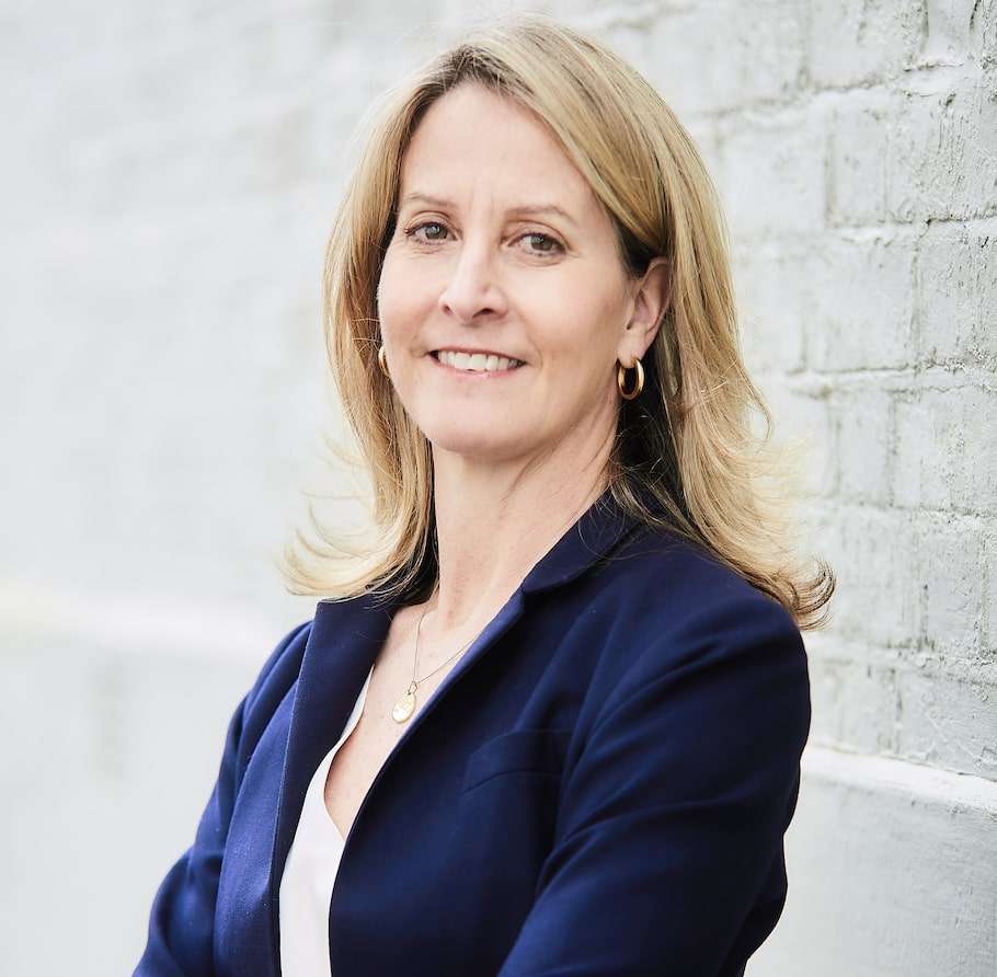 Anderson, Jenny.headshot.cropped