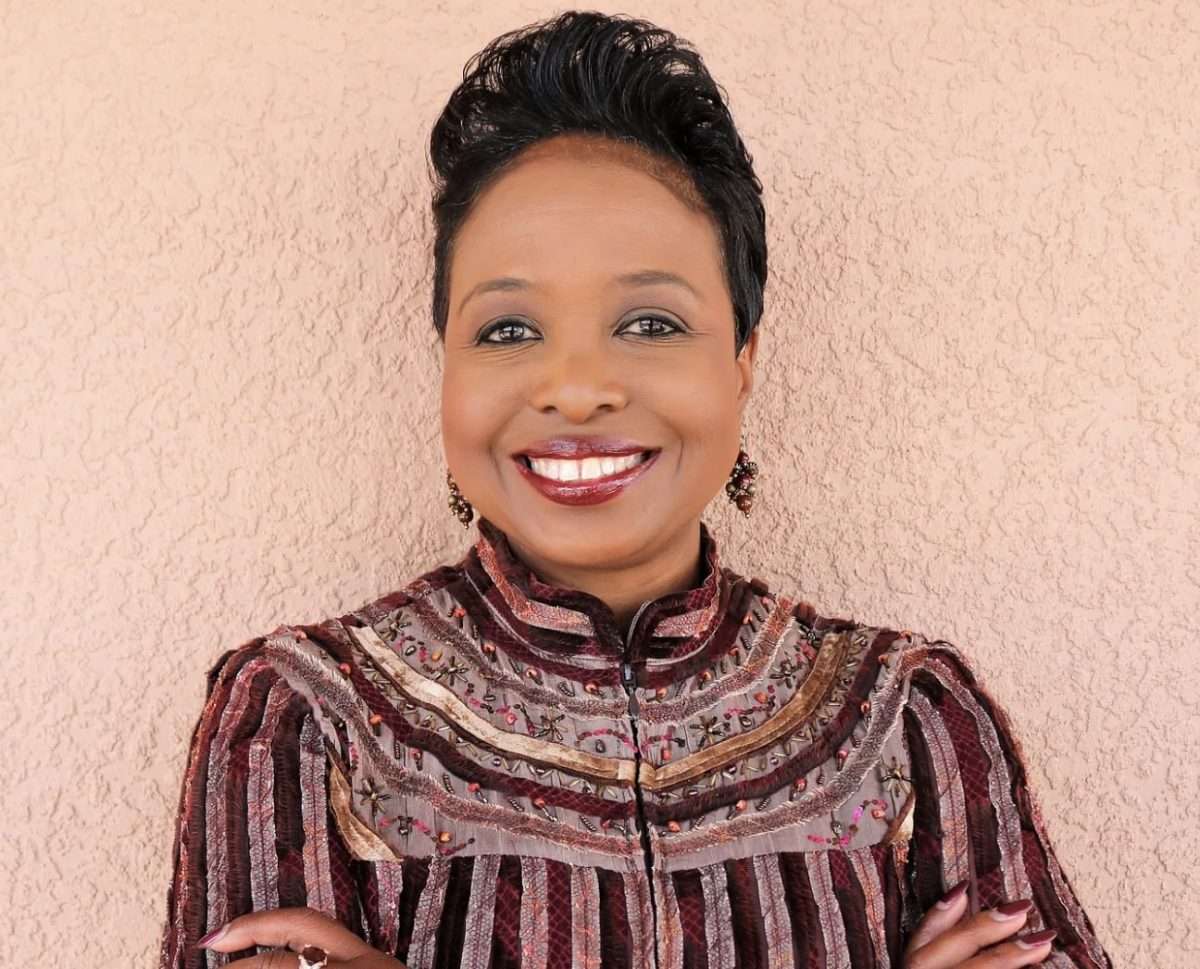 Davis, Dr. Shirley.headshot