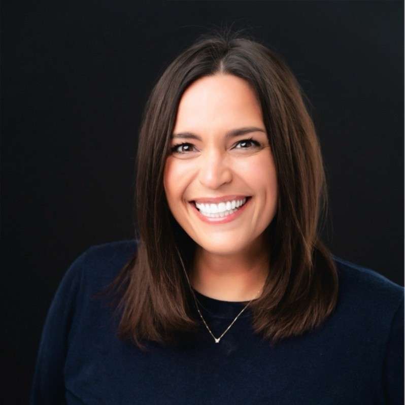 Brock, Annie.headshot